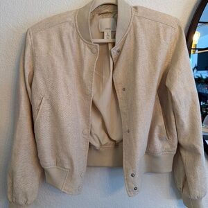 H&M Linen-Blend Jacket – Effortless Neutral Layer